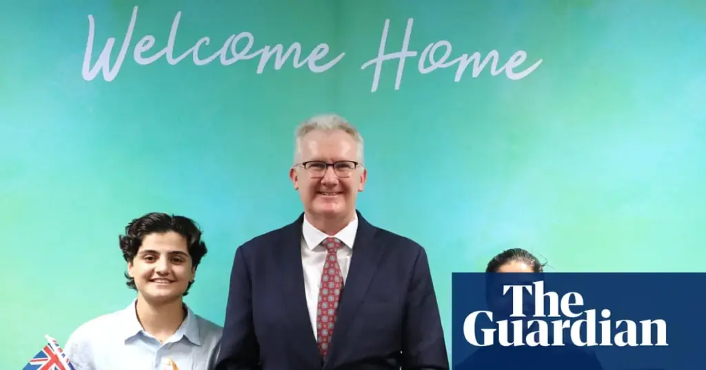 Iranian footballers who defied Tehran become Australian citizens