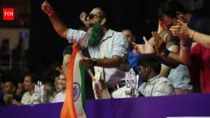 Indian flag rises as Treesa-Gayatri receive historic World Championships bronze - The Hindu